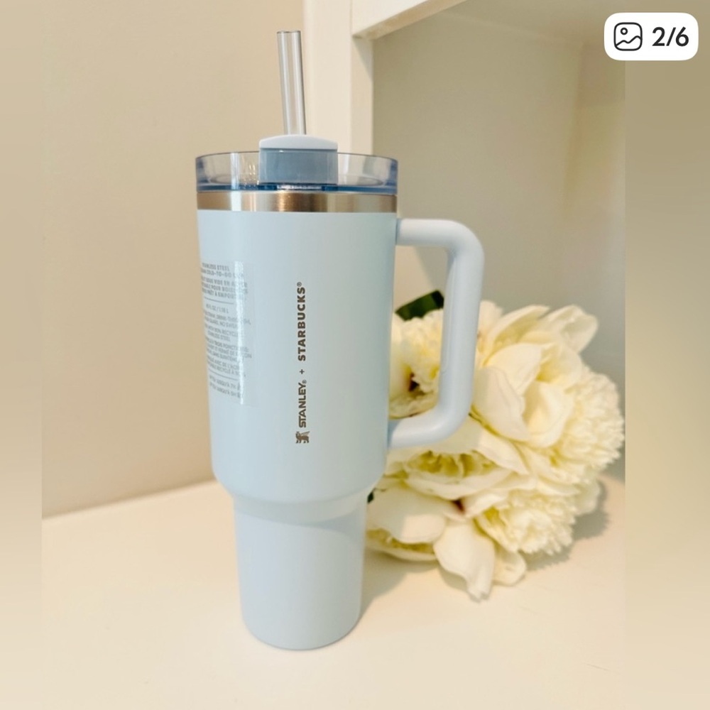 Stanley x Starbucks collab Matte blue Insulated 40oz Quencher flowstate 40oz nwt - Picture 5 of 5